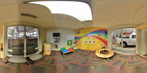 Jeep Dealer «Golling Chrysler Dodge Jeep Ram», reviews and photos, 2405 S Telegraph Rd, Bloomfield Hills, MI 48302, USA