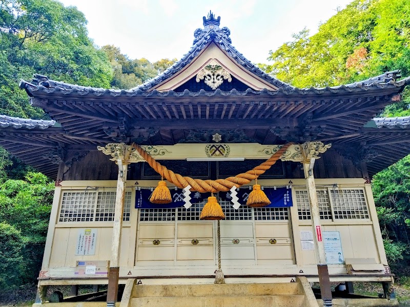 湯浦諏訪神社
