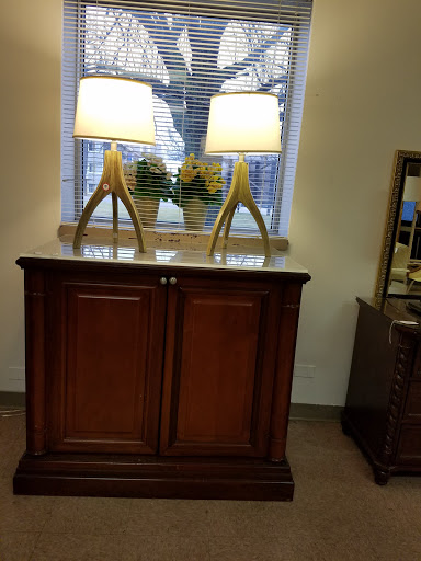 Used Furniture Store «Fort Pitt Hotel Furniture Liquidators», reviews and photos, 5150 W Roosevelt Rd, Chicago, IL 60644, USA