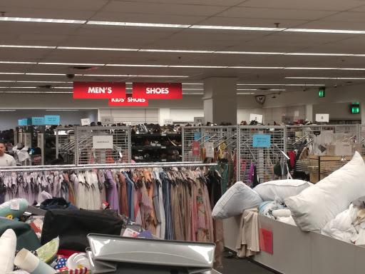 Department Store «Last Chance Clearance Store», reviews and photos, 1919 E Camelback Rd, Phoenix, AZ 85016, USA