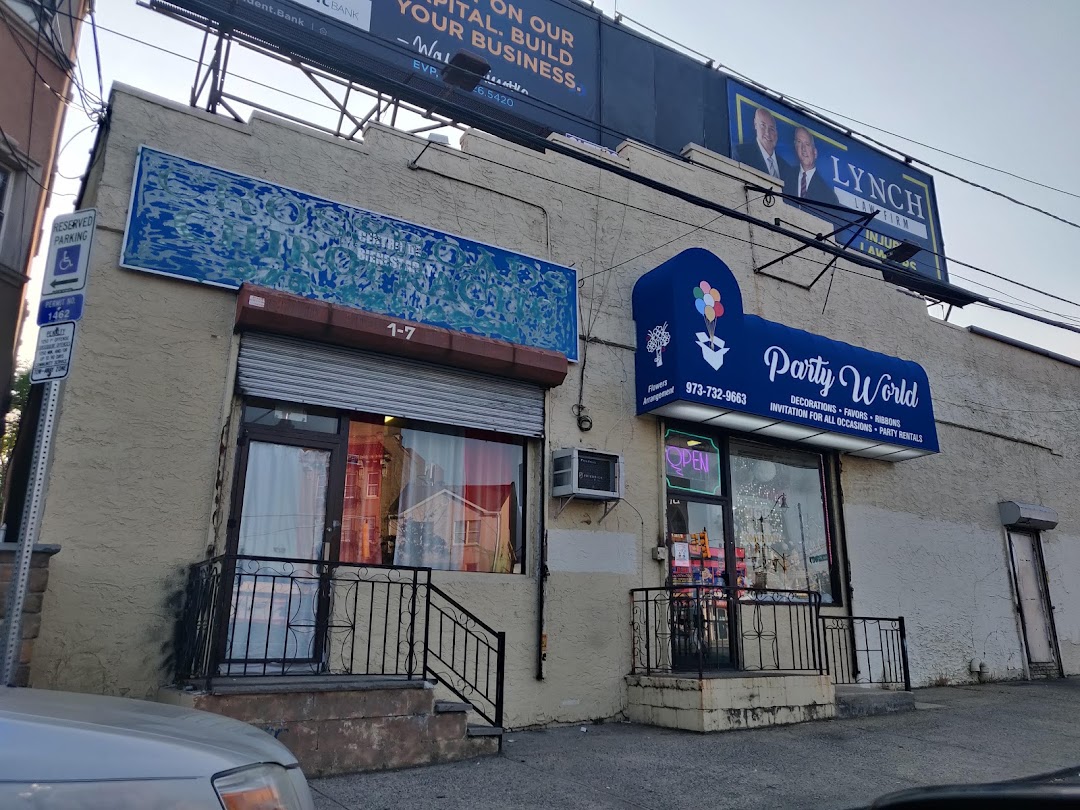 Party World Decorations