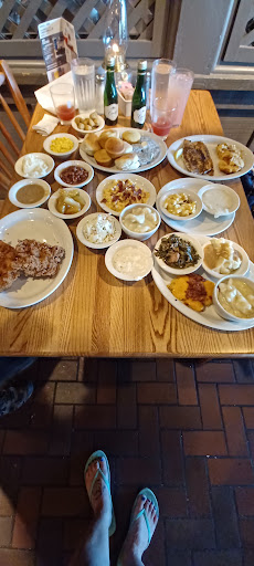 American Restaurant «Cracker Barrel Old Country Store», reviews and photos, 18531 N Creek Dr, Tinley Park, IL 60477, USA