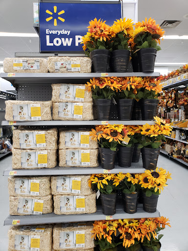 Department Store «Walmart Supercenter», reviews and photos, 1501 Helen Power Dr, Vacaville, CA 95687, USA