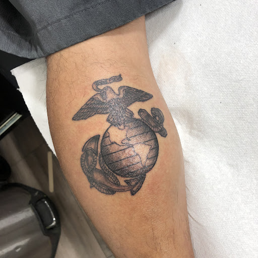 Explore simple finger tattoo ideas, creative tattoo ideas in Los Angeles, available at Cahuengawood Tattoo and Body Piercing