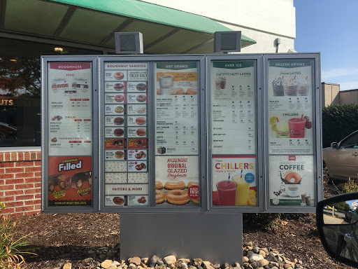 Donut Shop «Krispy Kreme South Charleston», reviews and photos, 42 Riverwalk Plaza McCorkle Ave, South Charleston, WV 25303, USA