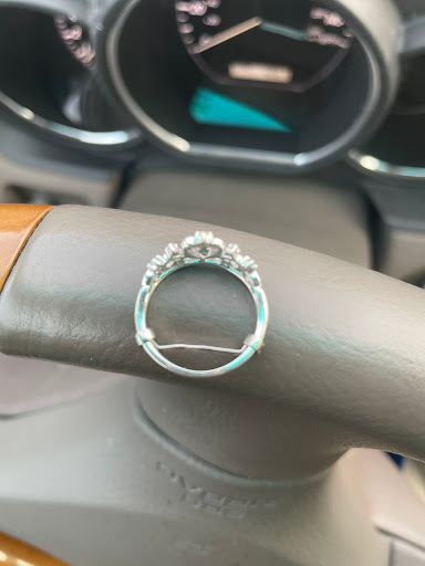 Jewelry Store «Kay Jewelers», reviews and photos, 310 Daniel Webster Hwy #169, Nashua, NH 03060, USA