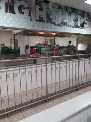 Bakery «Krispy Kreme Doughnuts», reviews and photos, 2900 S 108th St, Milwaukee, WI 53227, USA