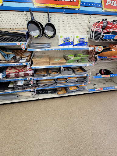 Shopping Mall «Cedar Park Shopping Center», reviews and photos, 207-331 S Cedar Ridge Dr, Duncanville, TX 75116, USA