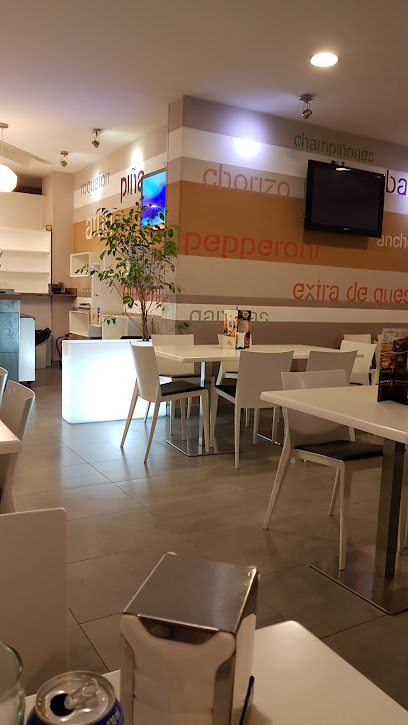 Información y opiniones sobre YolasPizza de Rota