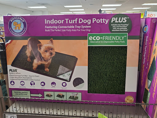 Pet Supply Store «Unleashed by Petco», reviews and photos, 7288 Sunset Blvd #1d, Los Angeles, CA 90046, USA