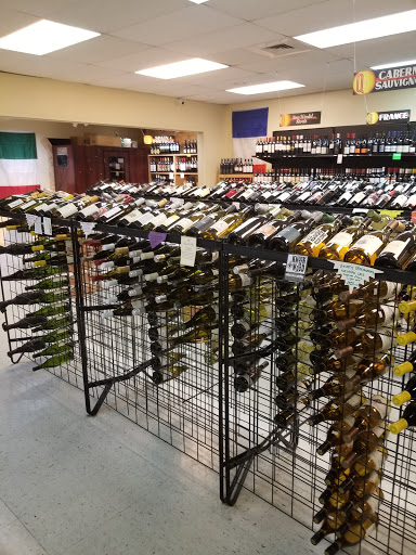 Liquor Store «Bin Q», reviews and photos, 3911 Perkins Rd, Baton Rouge, LA 70808, USA