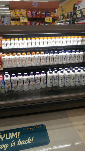 Grocery Store «Kroger», reviews and photos, 5161 Hampsted Village Center Way, New Albany, OH 43054, USA