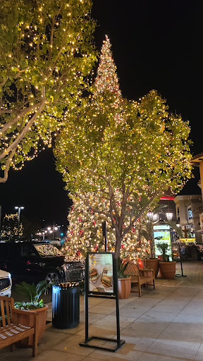 Shopping Mall «The Promenade at Westlake», reviews and photos, 100 Promenade Way, Thousand Oaks, CA 91362, USA