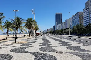 Boardwalk of Copacabana image