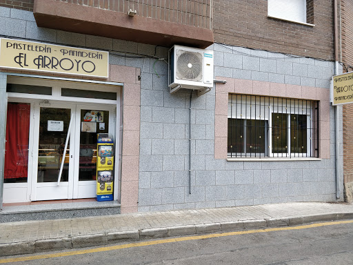 Pastelería Panadería El Arroyo