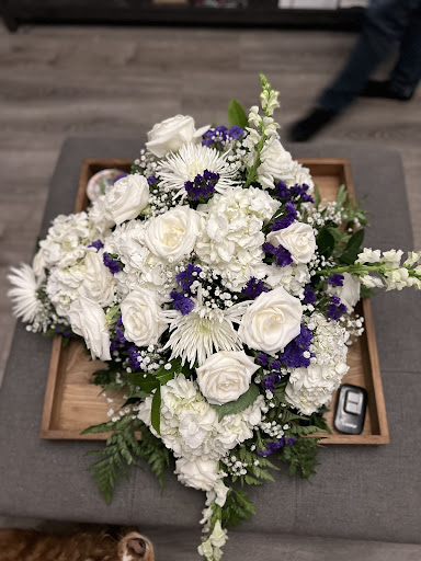 Florist «Dennis Rigas Floral Creations», reviews and photos, 115-16 Liberty Ave, South Richmond Hill, NY 11419, USA