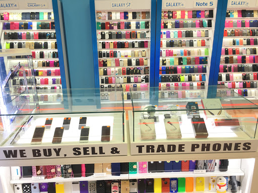 Phone Repair Service «Cell Doc - Woodbridge Center Phone Repair», reviews and photos, 250 Woodbridge Center Dr, Woodbridge, NJ 07095, USA