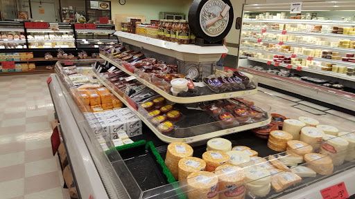 Grocery Store «Dutch-Way Farm Market - Schaefferstown», reviews and photos, 2495 Stiegel Pike, Schaefferstown, PA 17088, USA