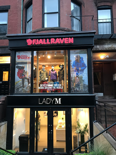 Outdoor Sports Store «Fjällräven Boston», reviews and photos, 304 Newbury St, Boston, MA 02115, USA