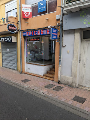 Épicerie de nuit à Palavas-les-Flots