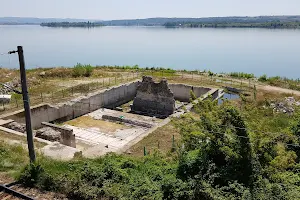 Trajan's Bridge image