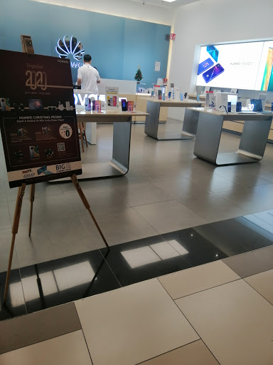 Huawei Experience Store MyTown