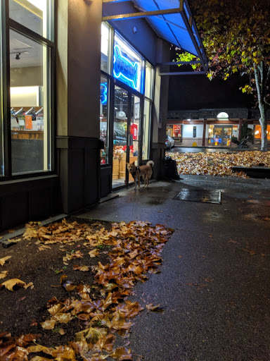 Pet Supply Store «Mud Bay», reviews and photos, 2750 77th Ave SE, Mercer Island, WA 98040, USA