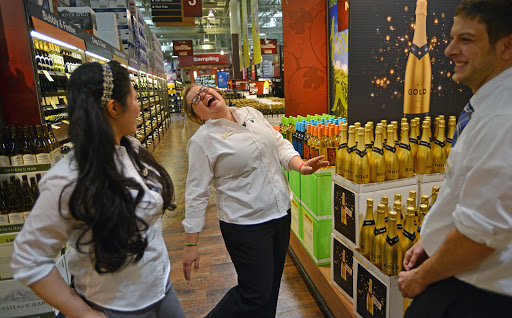 Wine Store «Total Wine & More», reviews and photos, 7150 Valley Creek Plaza #210, Woodbury, MN 55125, USA