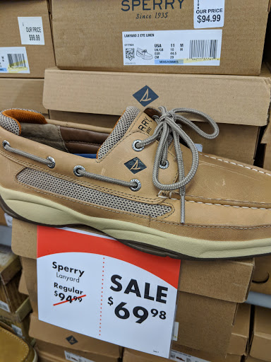 Shoe Store «Shoe Carnival», reviews and photos, 11255 Garland Rd, Dallas, TX 75218, USA