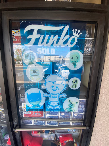 Collectibles Store «Fantastic Collectibles», reviews and photos, 162 W Center St, Manteca, CA 95336, USA