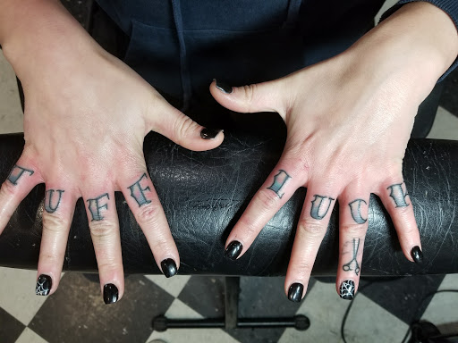 Tattoo Shop «360 Tattoo», reviews and photos, 1429 15th Ave, Longview, WA 98632, USA