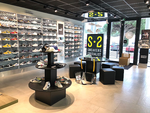 Magasin de chaussures S2 Sneakers Specialist Sainte-Maxime Sainte-Maxime