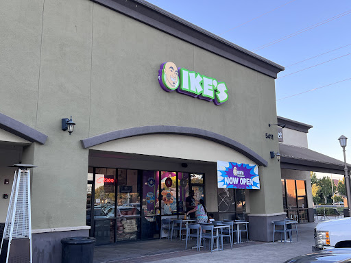 Ikes Love & Sandwiches image