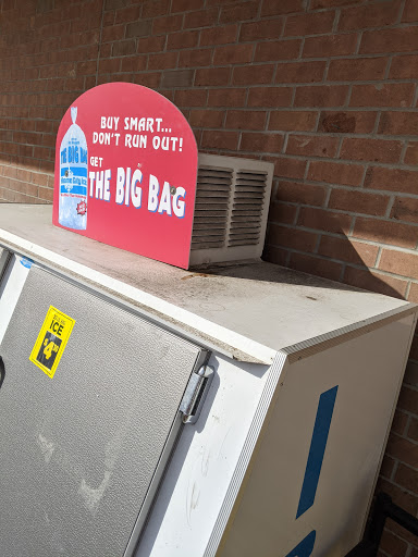 Discount Store «Dollar General», reviews and photos, 906 Broad St, New Castle, IN 47362, USA