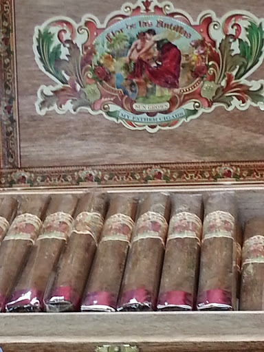 Cigar Shop «Hoboken Smoke Shop», reviews and photos, 614 Washington St, Hoboken, NJ 07030, USA