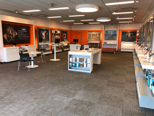 Cell Phone Store «AT&T Authorized Retailer», reviews and photos, 8022 Old Carriage Ct, Shakopee, MN 55379, USA