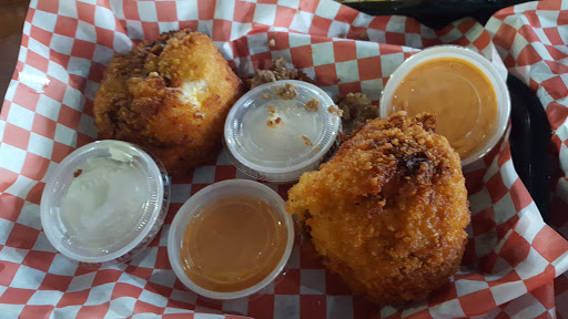 Liquor Store «Payless Tobacco & Liquor», reviews and photos, 386 Irving Park Rd, Roselle, IL 60172, USA