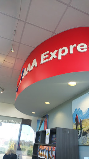 Auto Repair Shop «AAA | Bob Sumerel Tire & Service - Walton», reviews and photos, 620 Chestnut Dr, Walton, KY 41094, USA