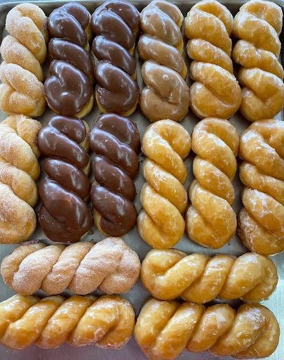 Los Banos Donut Shop image