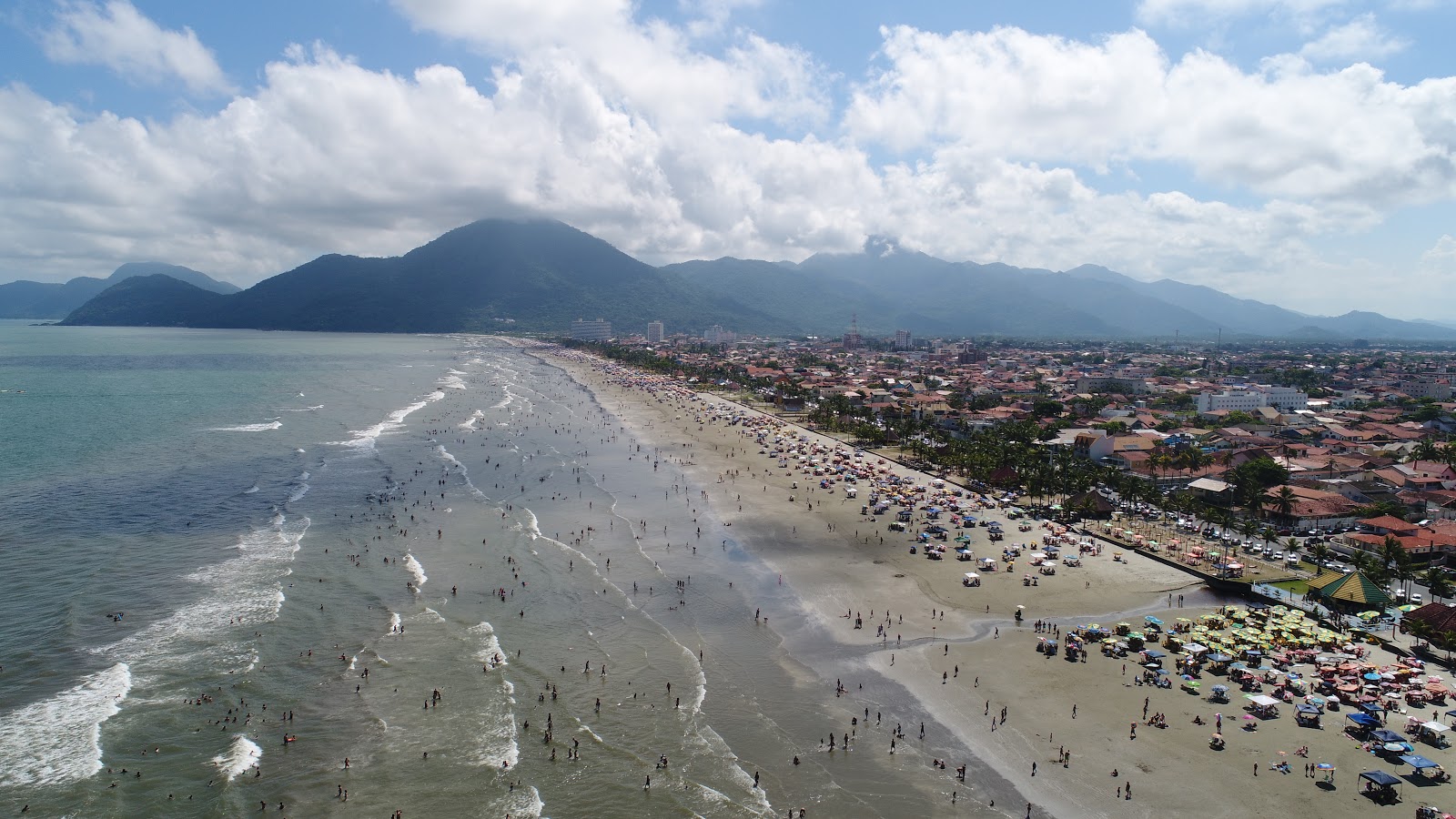 Balnearia Belmira Novaes Beach photo #8