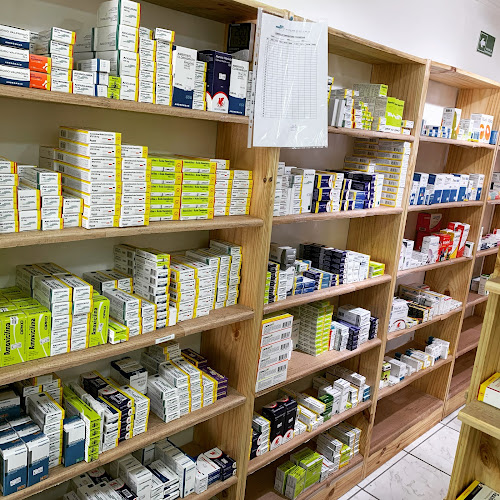 Opiniones de Farmacias Riesco en Las Condes - Farmacia