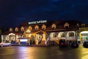 Hotel Antoni image