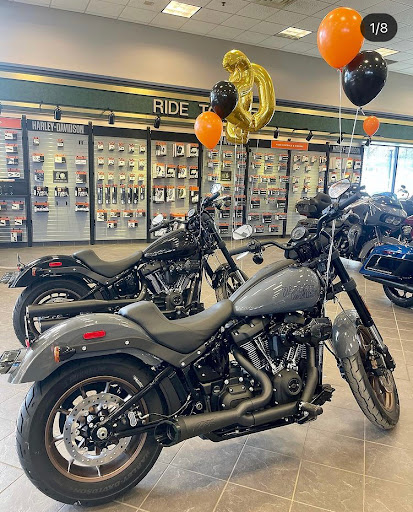 Harley-Davidson Dealer «St. Paul Harley-Davidson», reviews and photos, 2899 Hudson Blvd N, St Paul, MN 55128, USA