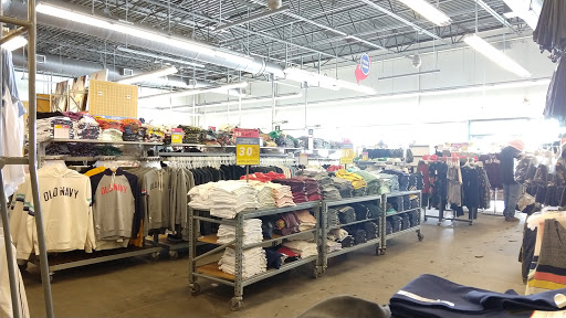 Clothing Store «Old Navy», reviews and photos, 6415 Labeaux Ave NE, Albertville, MN 55301, USA