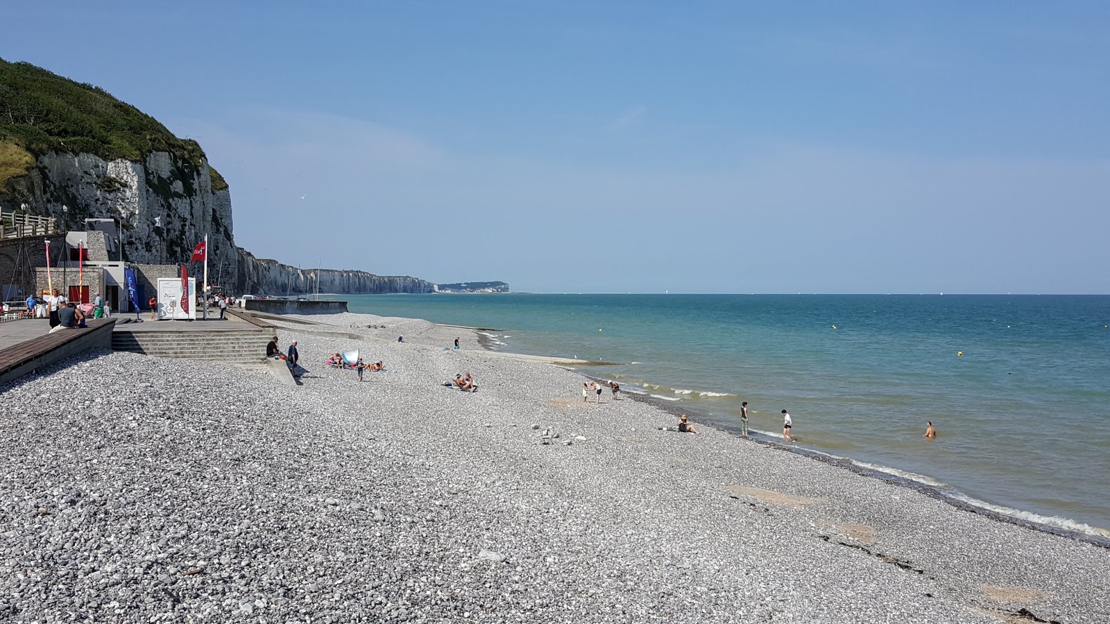 Plage de Veules-les-Roses'in fotoğrafı çok temiz temizlik seviyesi ile