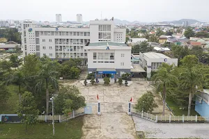 Hue Eye Hospital image