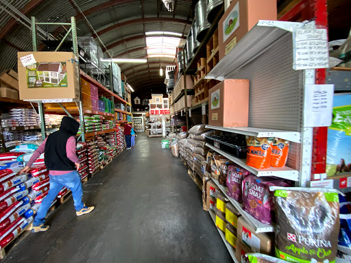Animal Feed Store «Farmers Feed & Pet Supply», reviews and photos, 1302 E Miner Ave, Stockton, CA 95205, USA
