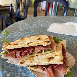 Photo n°2 de l'avis de Massimiliano. fait le 06/07/2022 à 18:50 sur le  Fuori Onda piadina à Cesenatico