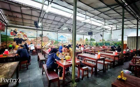 Sate Kambing & Thengkleng Rica-Rica Pak Manto image