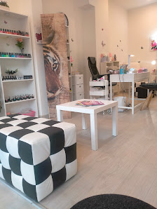 Beauty nails Via Saint Martin de corllean 29, 11100 AO, Italia